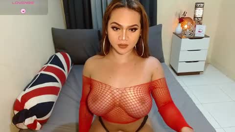 Snapshot of queenversa69 chatting on 12/08/24, 11:29 DANA online show from 12/08/24, 11:29