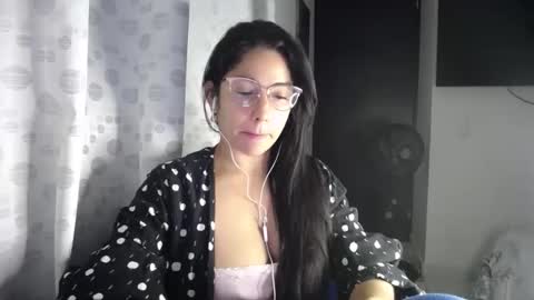 Paola online show from 05/13/26, 05:05