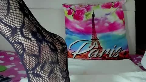 ZAFIRO   online show from 05/01/26, 12:04