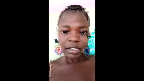 Snapshot of queenzawa chatting on 03/23/26, 10:08 queenzawa online show from 03/23/26, 10:08