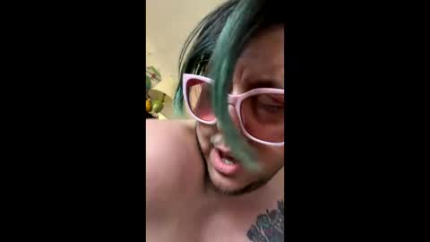 queerbear78 online show from 06/09/26, 08:42