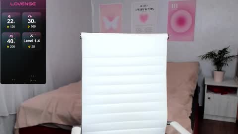 Anna online show from 11/09/25, 07:06