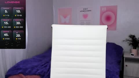 Anna online show from 03/12/26, 07:25