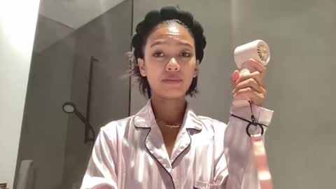 Snapshot of quelc538 chatting on 03/11/26, 07:03 quelc538 online show from 03/11/26, 07:03