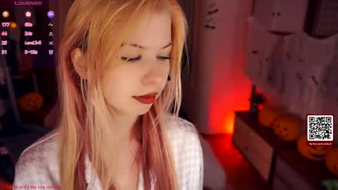 Tate online show from 10/24/25, 04:20