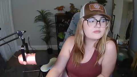 Snapshot of quervoqueen1 chatting on 02/05/26, 02:05 Bri online show from 02/05/26, 02:05