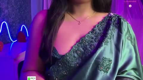 Snapshot of quest_queen chatting on 04/30/26, 06:25 zaara online show from 04/30/26, 06:25