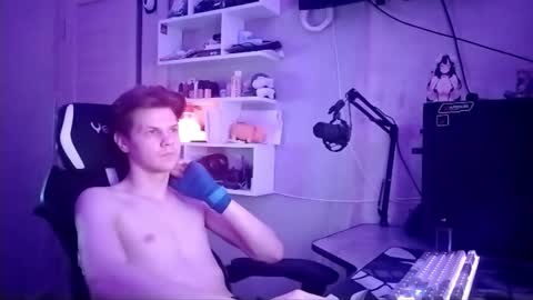 Snapshot of quiet_sh chatting on 02/11/26, 04:23 quiet_sh online show from 02/11/26, 04:23