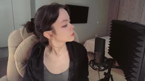 quietluxury online show from 05/06/26, 12:43