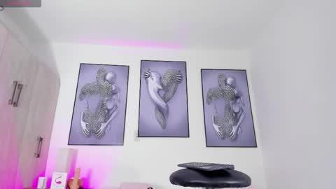 Snapshot of quinnspencer chatting on 11/26/25, 04:24 Quinn Spencer online show from 11/26/25, 04:24