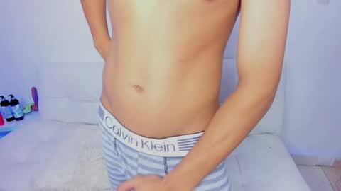 Snapshot of quintana_444 chatting on 11/18/25, 02:54 quintana_444 online show from 11/18/25, 02:54