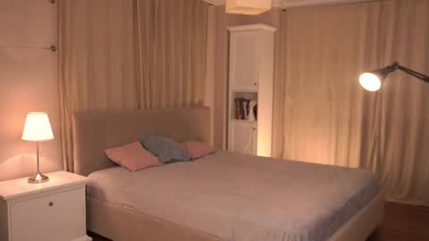 kiri online show from 11/24/25, 05:56