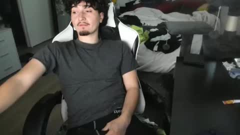 Snapshot of qwert4206 chatting on 03/11/26, 01:22 qwert4206 online show from 03/11/26, 01:22