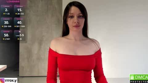 Snapshot of r00xvel chatting on 03/04/25, 01:06 r00xvel online show from 03/04/25, 01:06