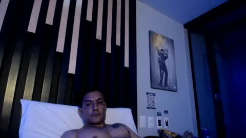 Snapshot of r6w chatting on 07/21/26, 06:05 r6w online show from 07/21/26, 06:05
