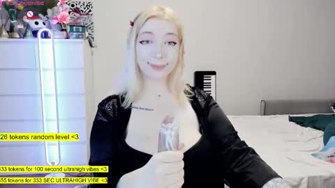 Snapshot of raaaaaaawr chatting on 01/10/26, 12:34 - online show from 01/10/26, 12:34