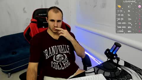 Snapshot of raamos chatting on 12/07/24, 09:44 Nikita online show from 12/07/24, 09:44