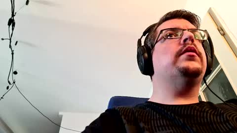 Snapshot of raaziel85 chatting on 11/08/25, 10:59 SinCouple online show from 11/08/25, 10:59