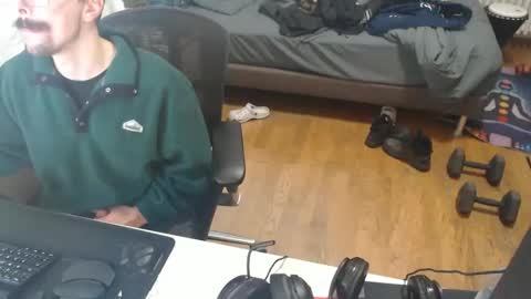 Snapshot of raccon68 chatting on 12/26/24, 08:50 Raccoon68 online show from 12/26/24, 08:50