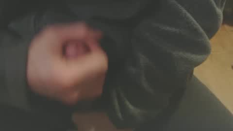 Snapshot of raccon68 chatting on 12/27/24, 01:50 Raccoon68 online show from 12/27/24, 01:50