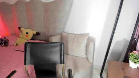 natalia  -  online show from 01/10/25, 02:57