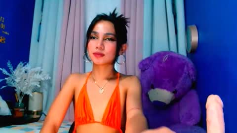 Snapshot of rachel_cummer chatting on 02/15/25, 07:50 Rachel cummer online show from 02/15/25, 07:50