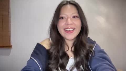 Snapshot of rachel_james__ chatting on 10/30/25, 05:42 rachel james   online show from 10/30/25, 05:42