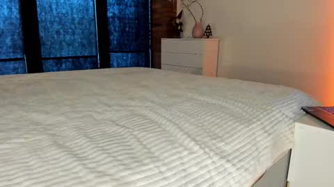 Snapshot of rachel_rey chatting on 01/14/26, 09:26 Sherryl online show from 01/14/26, 09:26