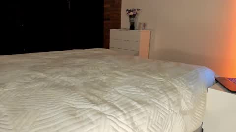 Snapshot of rachel_rey chatting on 02/23/26, 06:49 Sherryl online show from 02/23/26, 06:49