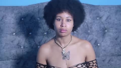 RachelAnn online show from 11/22/25, 02:32