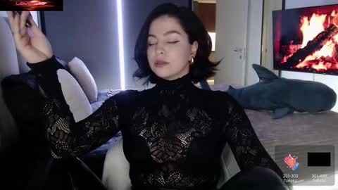 Call me Miss. online show from 11/20/25, 09:03