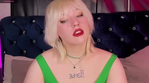 Snapshot of rachelcart chatting on 02/03/25, 03:42 RachelCart online show from 02/03/25, 03:42