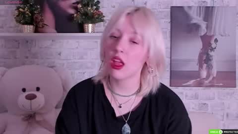 Snapshot of rachelcart chatting on 02/10/25, 04:19 RachelCart online show from 02/10/25, 04:19