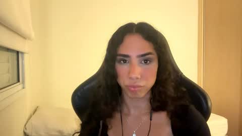 Nina online show from 04/17/26, 11:08