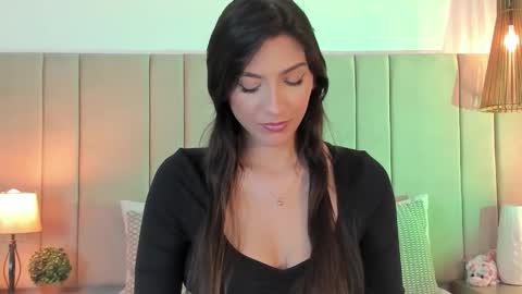 Snapshot of rachell_duque chatting on 03/15/26, 04:02 Rachell online show from 03/15/26, 04:02