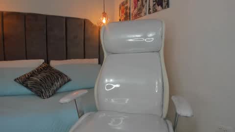 Rachel online show from 03/03/25, 07:28