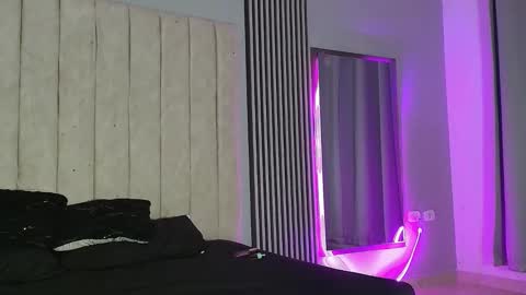 rachell_owen online show from 10/02/25, 05:03