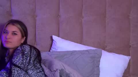 RachellSimpson online show from 02/21/25, 01:11