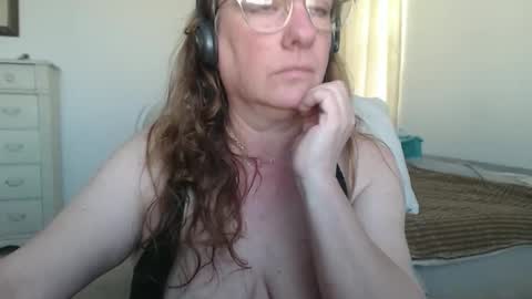 rachelplays online show from 02/05/26, 04:33