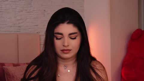 Snapshot of rachelswaan chatting on 02/06/25, 09:43 RachelSwaan online show from 02/06/25, 09:43