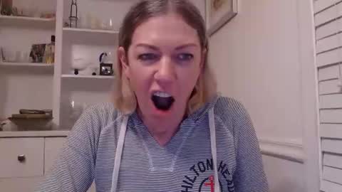 Racy Tracy online show from 01/16/26, 01:59