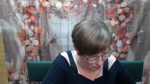 Snapshot of radachudna chatting on 05/29/26, 05:33 RadaChudna online show from 05/29/26, 05:33