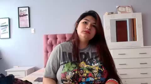 radiantgoddes online show from 02/14/25, 01:08