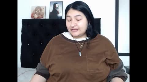 Snapshot of radiantgoddes chatting on 03/09/26, 01:59 radiantgoddes online show from 03/09/26, 01:59