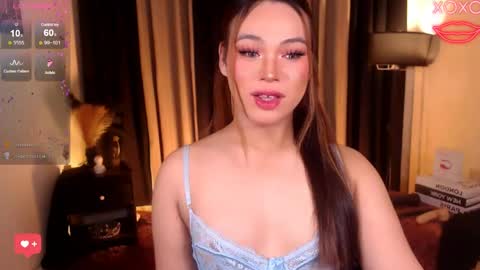 Snapshot of raeganclinton chatting on 04/21/26, 01:53 raeganclinton online show from 04/21/26, 01:53