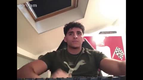 Snapshot of raes69 chatting on 02/10/25, 04:36 raes online show from 02/10/25, 04:36