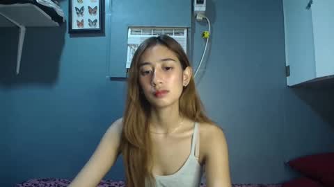 Snapshot of raesoleil chatting on 03/07/26, 11:29 Rae online show from 03/07/26, 11:29