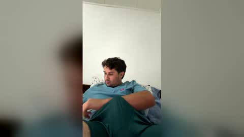 Snapshot of rafabuscub chatting on 03/25/26, 11:22 Rapha777 online show from 03/25/26, 11:22