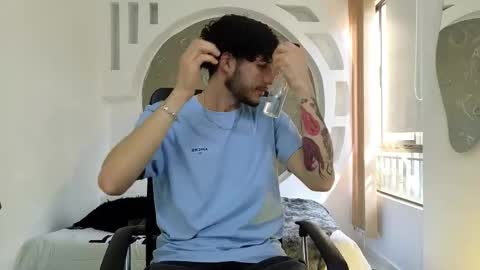 R A F A E L online show from 10/31/25, 08:32