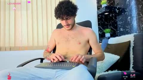 R A F A E L online show from 12/04/25, 08:50